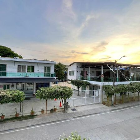 Cabanas Melany Coveñas Exterior foto